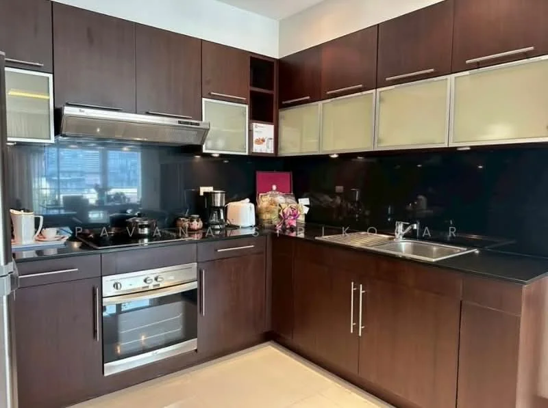 3 Bedroom condo in Royal Residence Park