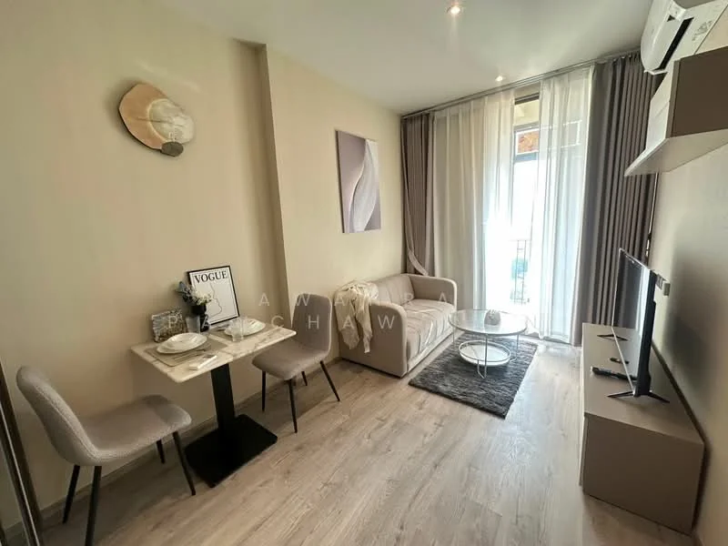 1 Bedroom condo in Rhythm Ekkamai Estate
