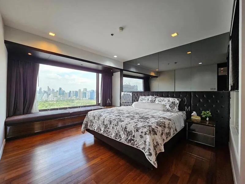 2 Bedroom condo in Amanta Lumpini