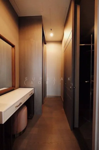 1 Bedroom condo in The Esse at Singha Complex