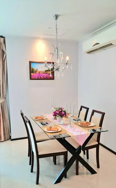 2 Bedroom condo in Piyathip Place