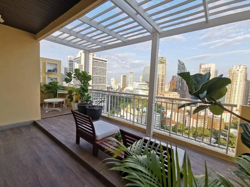 4 Bedroom condo in Wilshire Condominium