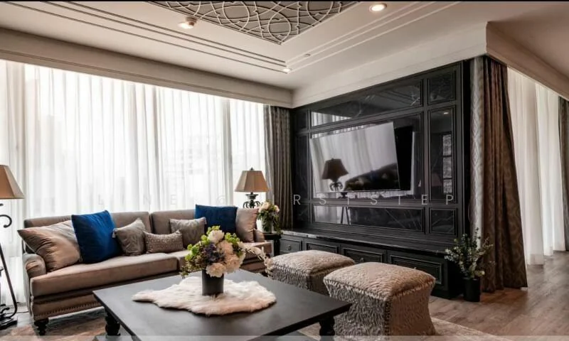 3 Bedroom condo in The Park Chidlom