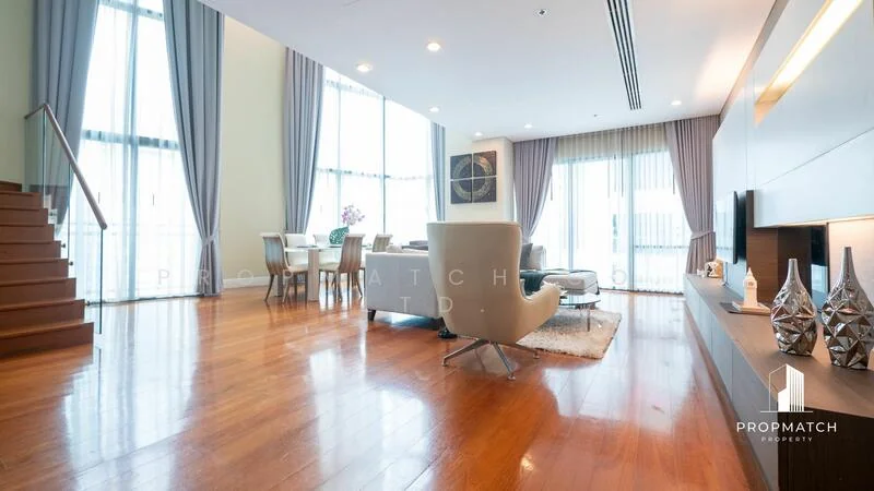 3 Bedroom condo in Bright Sukhumvit 24