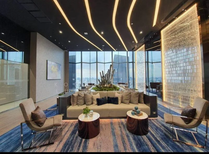 1 Bedroom condo in Life Asoke-Rama 9