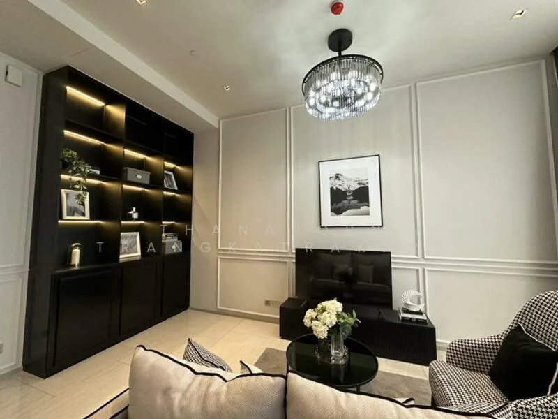 2 Bedroom condo in ASHTON Silom