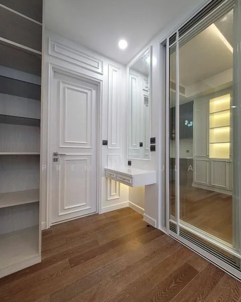 1 Bedroom condo in Muniq Langsuan