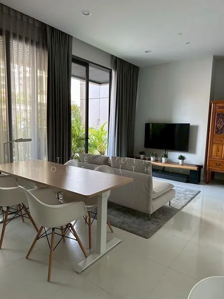 2 Bedroom condo in Vittorio 39