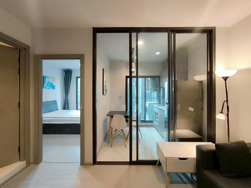 1 Bedroom condo in Life Asoke-Rama 9