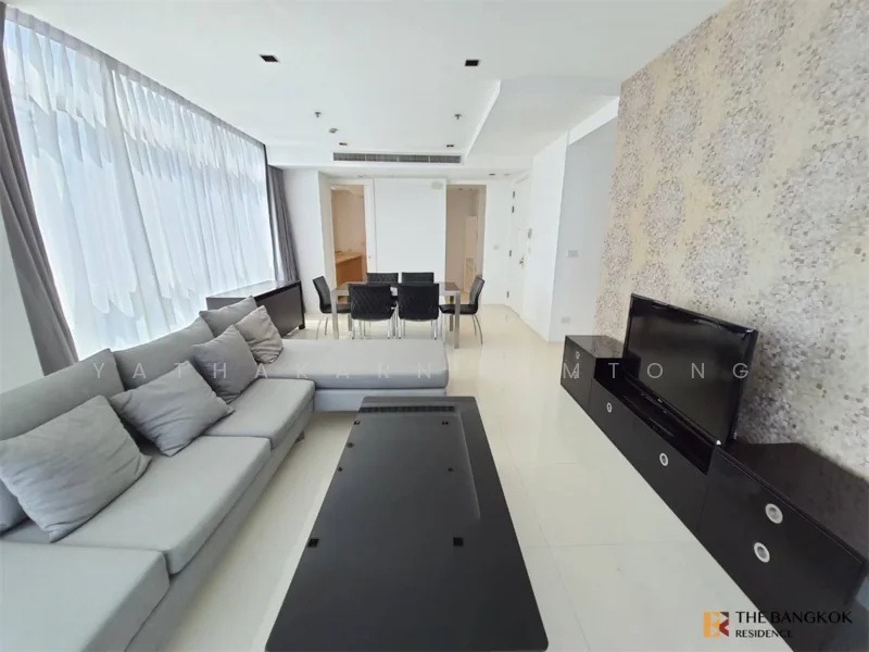 2 Bedroom condo in Athenee Residence