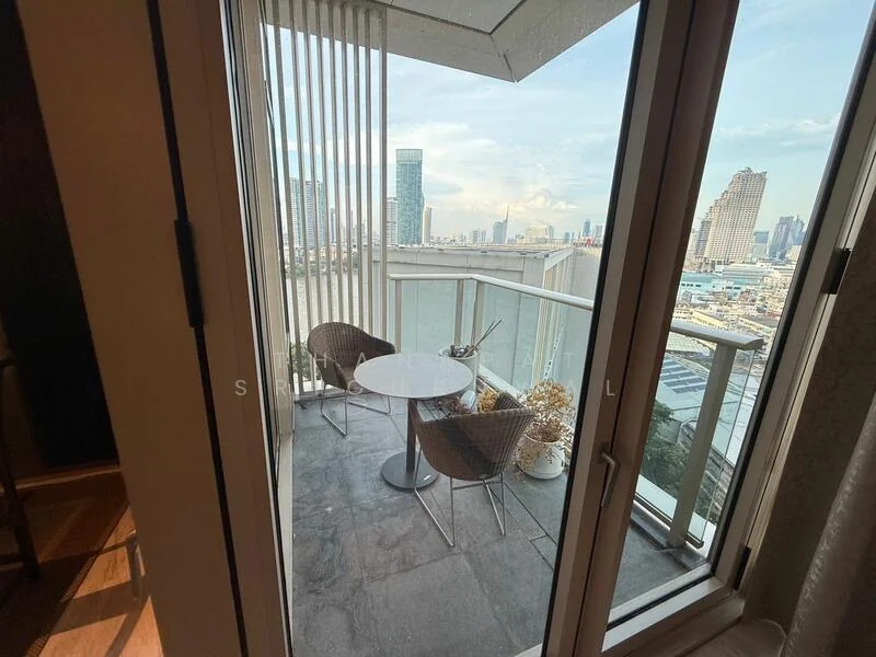 4 Bedroom condo in Four Seasons Private Residences