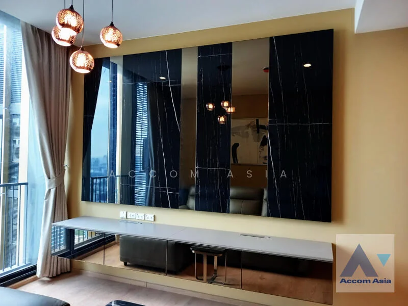 2 Bedroom condo in Noble BE19 Sukhumvit