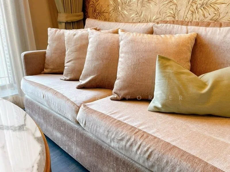 1 Bedroom condo in The Edge Sukhumvit 23
