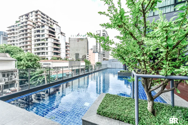 1 Bedroom condo in Noble Reflex