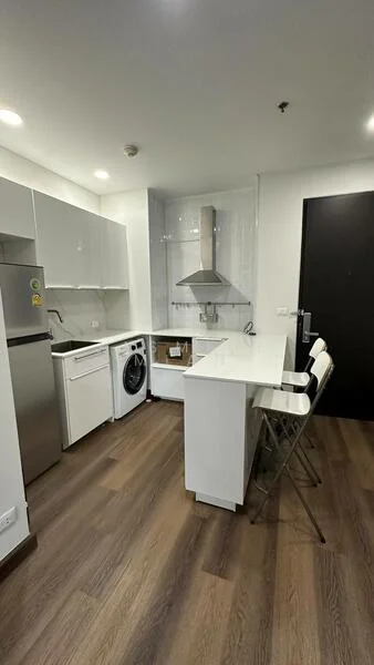 2 Bedroom condo in The Address Siam
