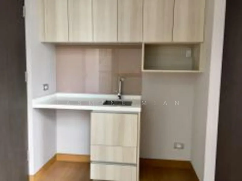 1 Bedroom condo in The Lumpini 24