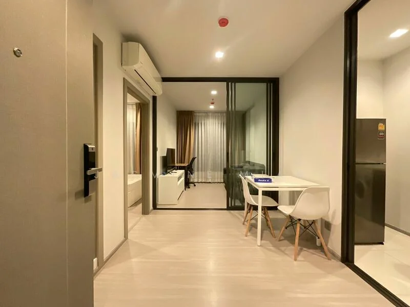1 Bedroom condo in Life Asoke-Rama 9