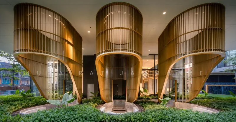 1 Bedroom condo in 28 Chidlom
