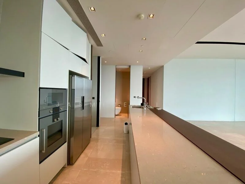 3 Bedroom condo in Banyan Tree Residences Riverside