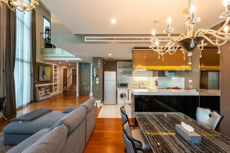 3 Bedroom condo in Bright Sukhumvit 24