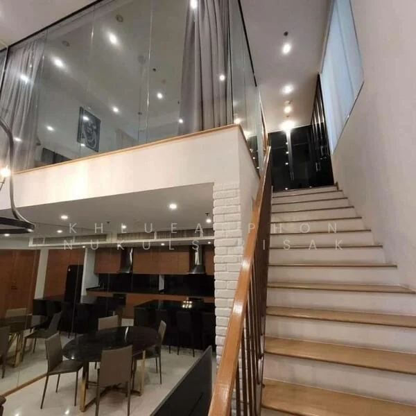 1 Bedroom condo in The Emporio Place