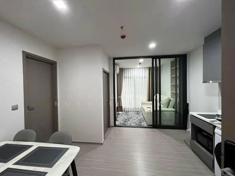 1 Bedroom condo in Life Asoke Hype