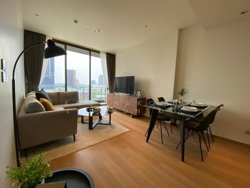 2 Bedroom condo in BEATNIQ Sukhumvit 32