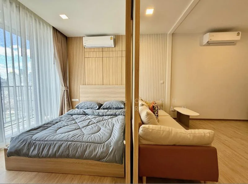 1 Bedroom condo in XT Phayathai