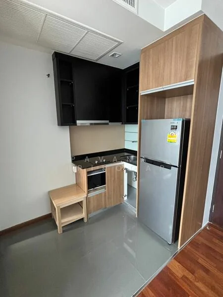 1 Bedroom condo in Wish Signature Midtown Siam