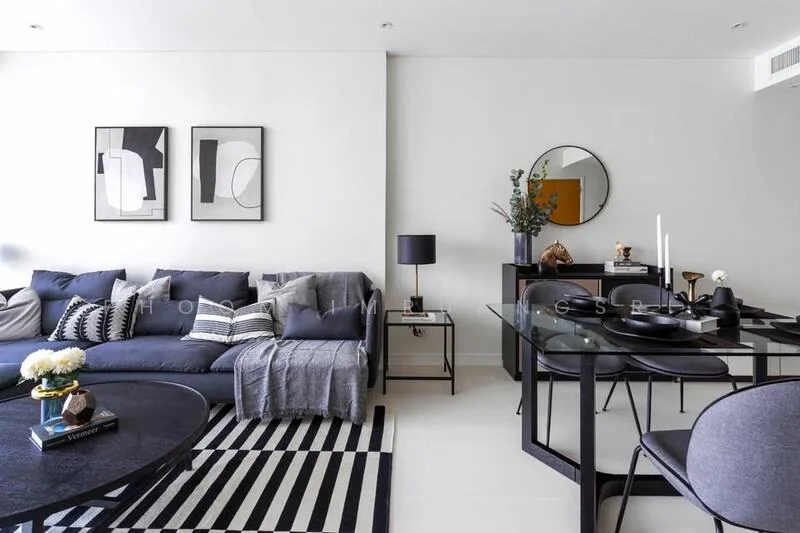 2 Bedroom condo in Fullerton Sukhumvit