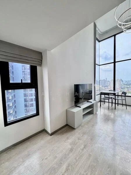 2 Bedroom condo in SOHO Bangkok Ratchada