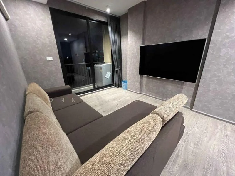 2 Bedroom condo in Lyss Ratchayothin