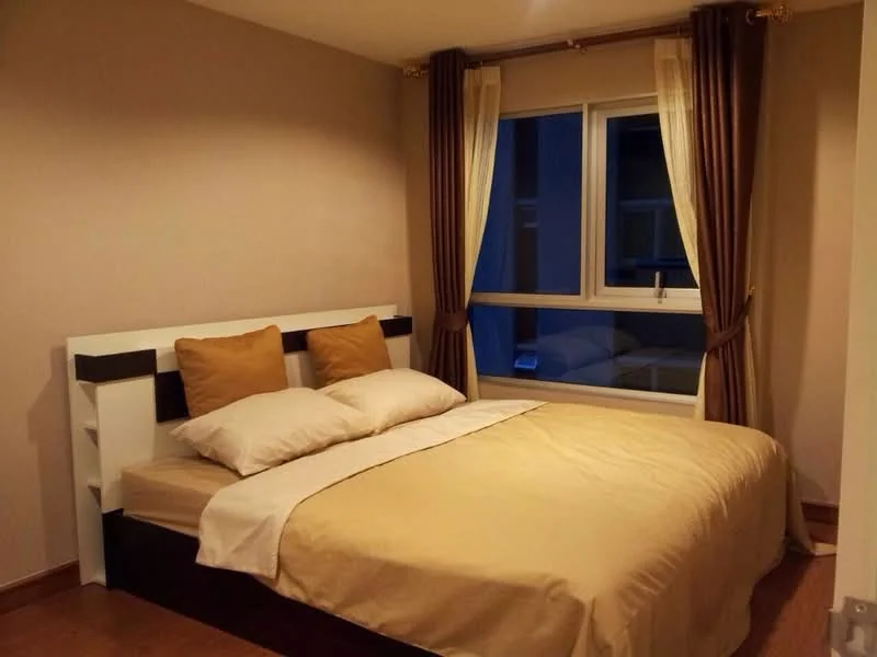 2 Bedroom condo in Belle Grand Rama 9