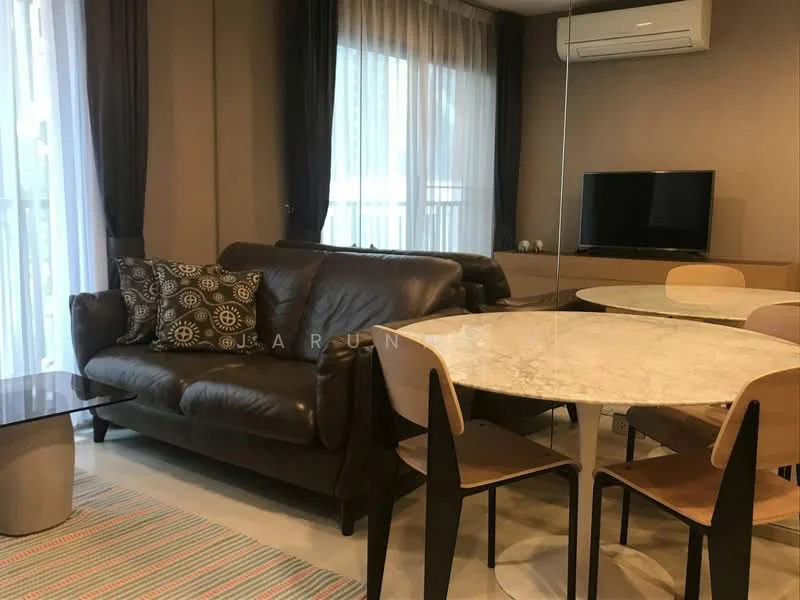 2 Bedroom condo in Rhythm Sukhumvit 36-38
