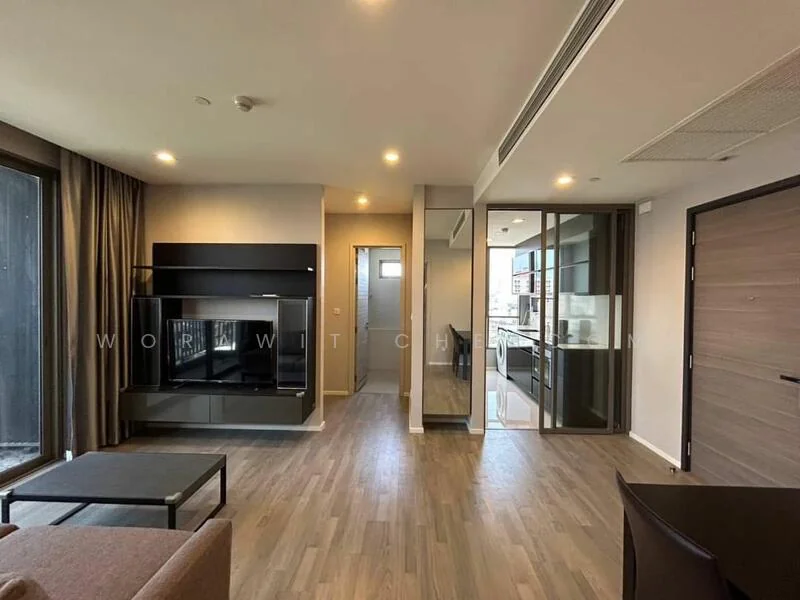2 Bedroom condo in The Room Sathorn-St.Louis