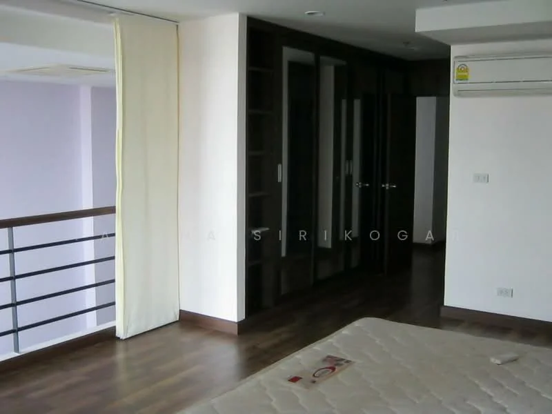 2 Bedroom condo in The Rajdamri