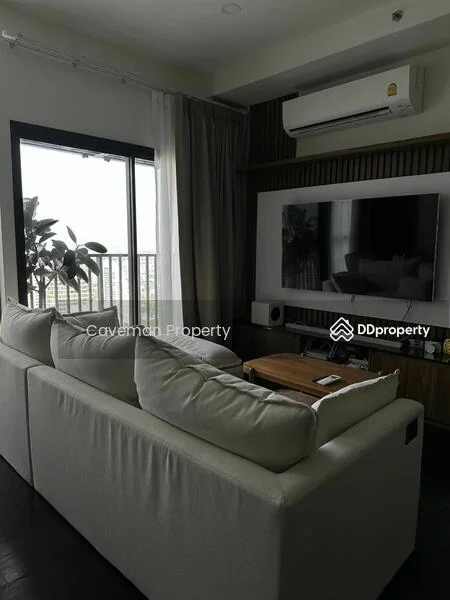 2 Bedroom condo in Park Origin Thonglor