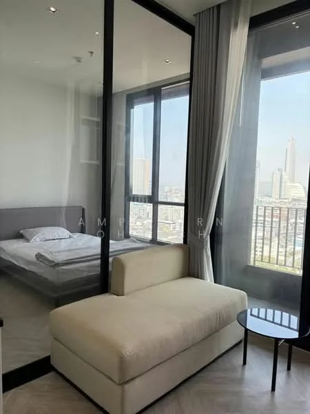 1 Bedroom condo in Chapter Charoennakhon–Riverside