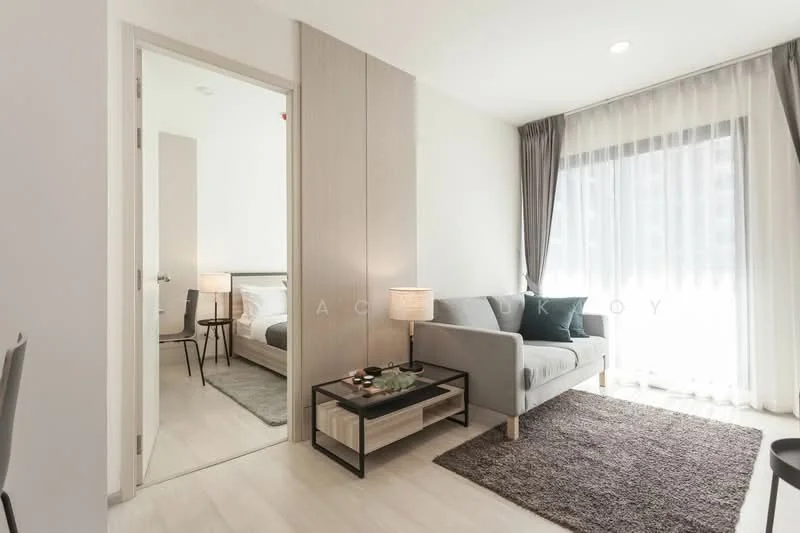 2 Bedroom condo in Life Asoke