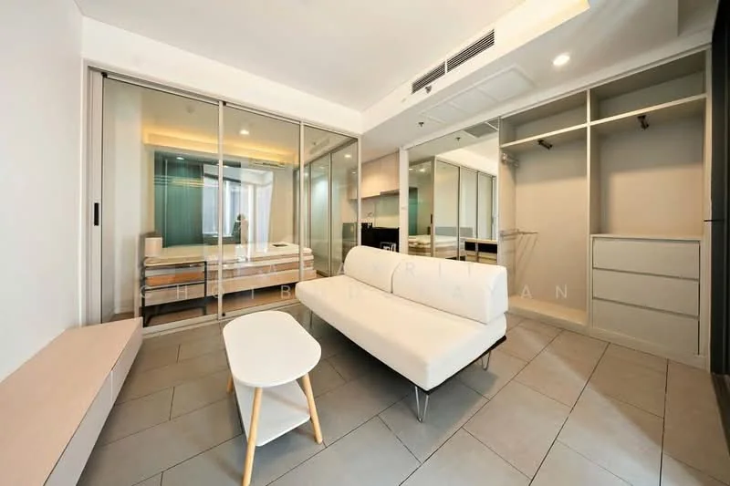1 Bedroom condo in Siamese Ratchakru