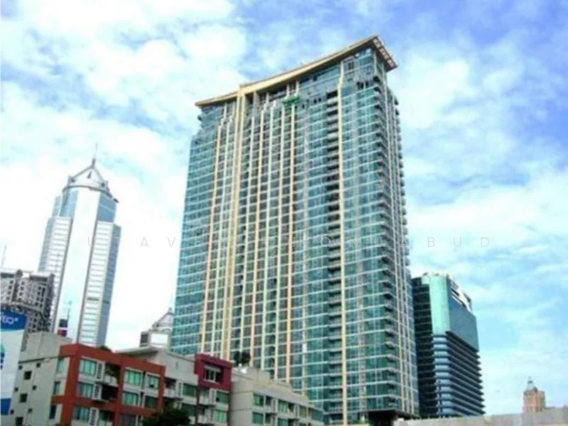 3 Bedroom condo in Athenee Residence