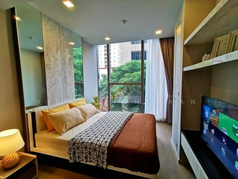 3 Bedroom condo in ASHTON Residence 41