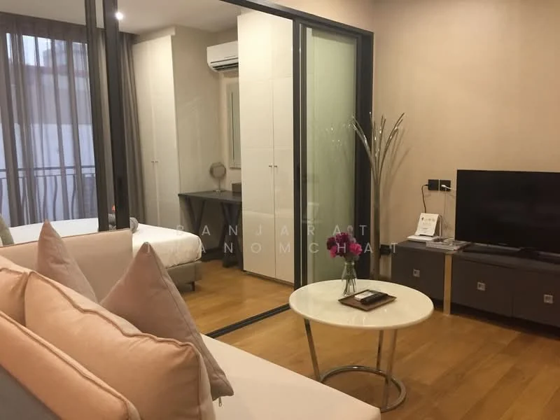 1 Bedroom condo in Klass Langsuan