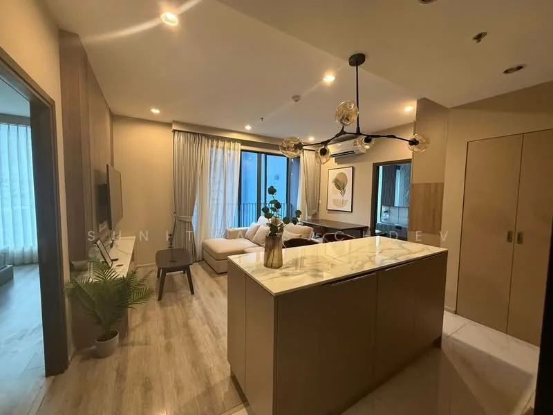 2 Bedroom condo in IDEO Mobi Sukhumvit 66
