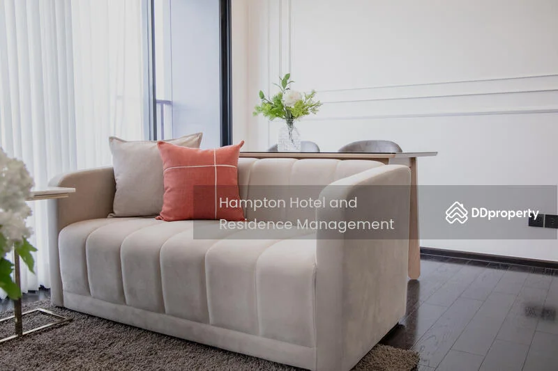 2 Bedroom condo in Park Origin Thonglor