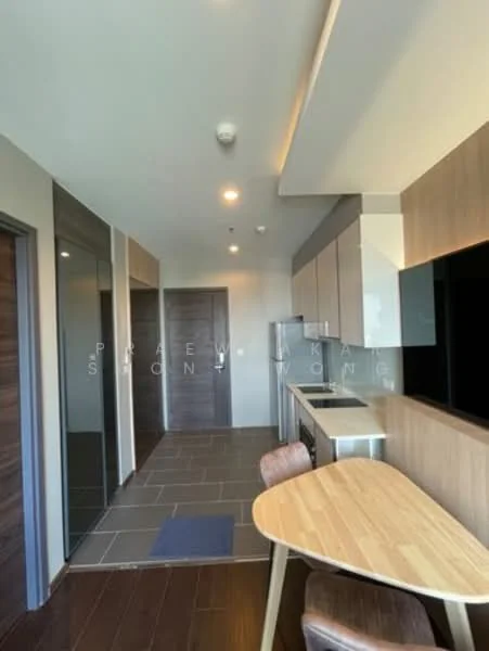1 Bedroom condo in C Ekkamai