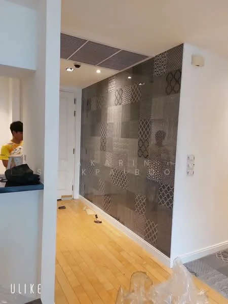 2 Bedroom condo in Athenee Residence