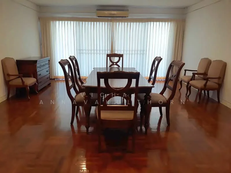 3 Bedroom condo in Tower Park