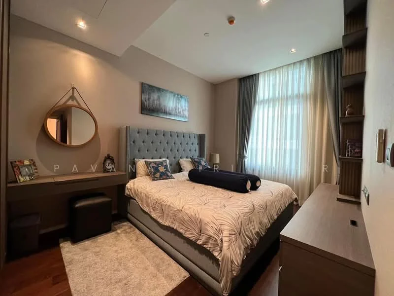 1 Bedroom condo in The Diplomat 39