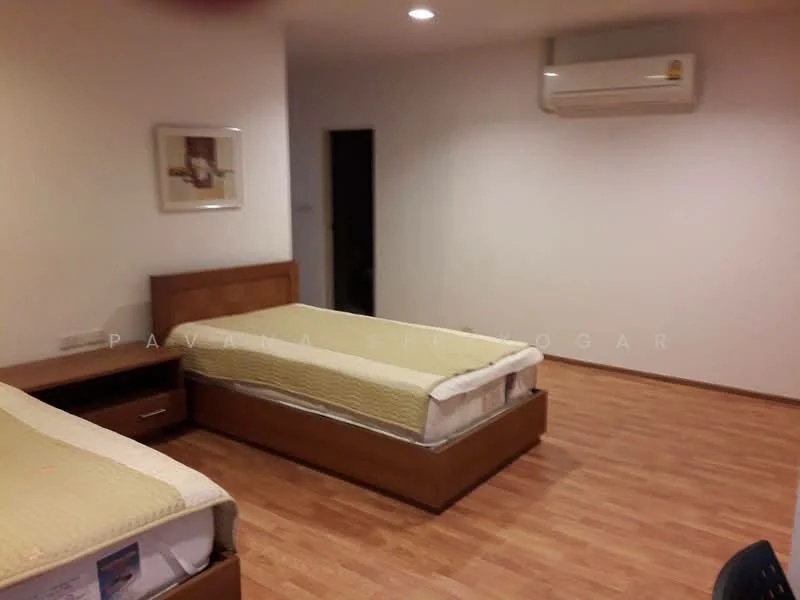 2 Bedroom condo in Noble Lite